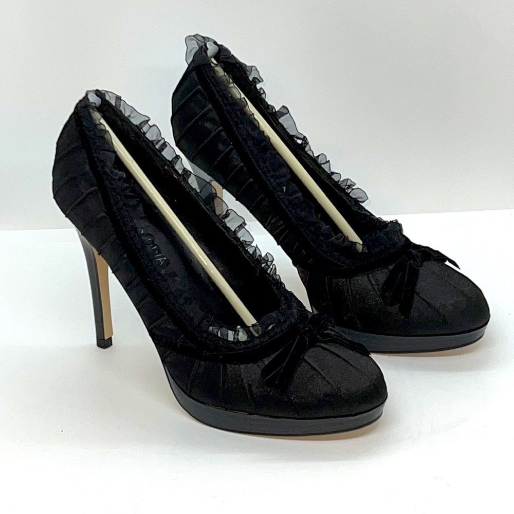 Sexy Black Satin High Heel Pumps With Lace Details And Bow. Size 5.5